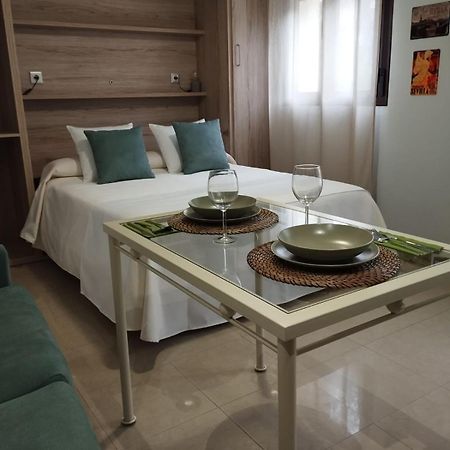 Apartamento La Fuente 27 Tomares Exterior photo